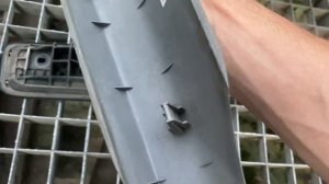 Як зняти рейлінги на Hyundai Santa Fe 2010 рік