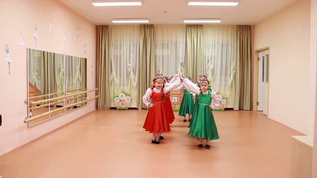Танец "Русский хоровод" смотреть онлайн