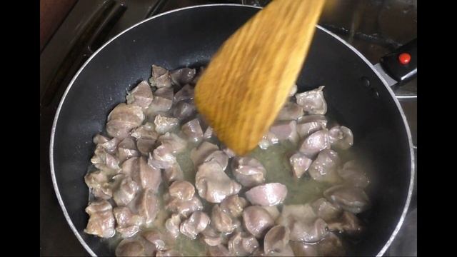 Желудочки индейки, самое главное не жарить, а томить в сметане смотреть онлайн