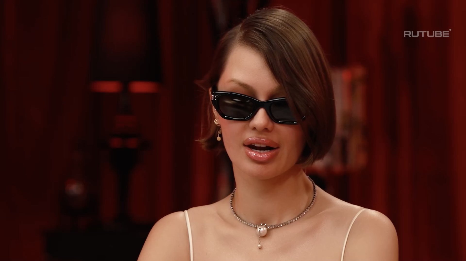 Александр Петров наврал о знакомстве с будущей женой? смотреть онлайн