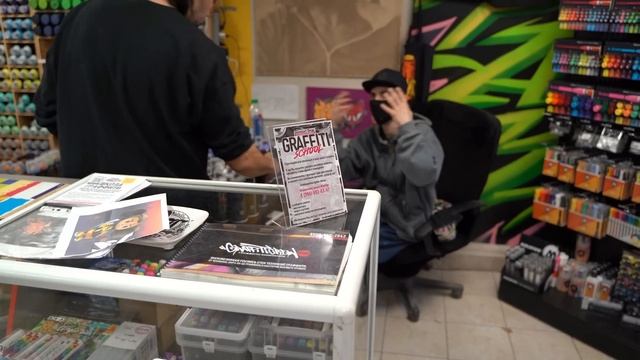 Rebel Graffiti! ТЕГИНГ, ШРИФТЫ. Коллаб с легендой! ДЕЛАЕМ ГРАФФИТИ-ПРОДАКШН! Molotow tagger. смотреть онлайн