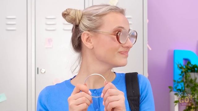 FROM DRAB TO FAB | Easy Hacks and Crafts for Elevating Your Outfits by 123GO! SCHOOL смотреть онлайн