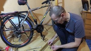 Установка бонок в раму с помощью болта