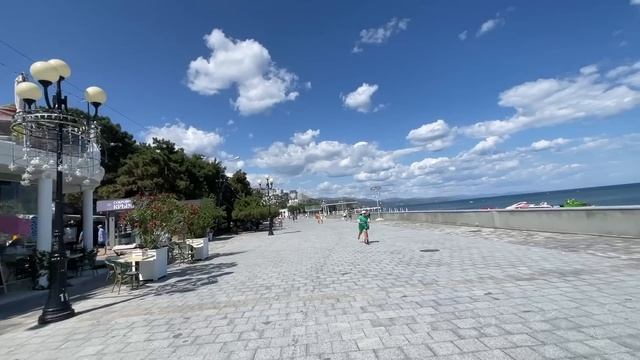 АЛУШТА 2023. КАК ЗДЕСЬ СЕЙЧАС? Море, погода, пляж смотреть онлайн