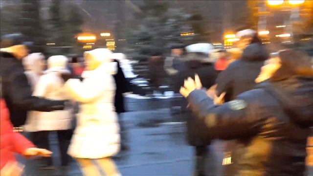И БУДУТ ТАНЦЫ ДО УПАДУ смотреть онлайн