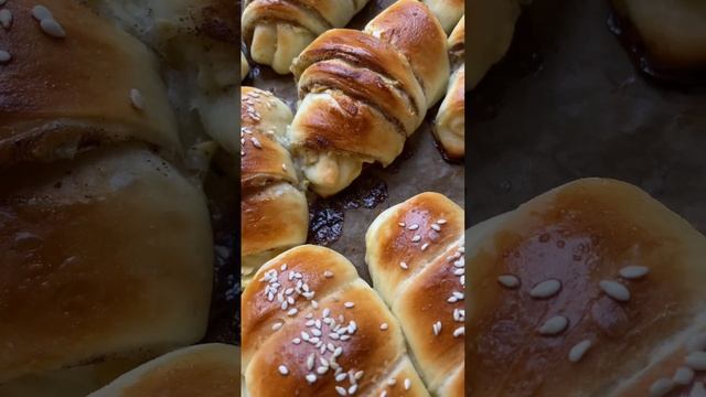 Ждете???Универсальное дрожжевое тесто?????#шортс #рецепты #сосискавтесте #подпишись смотреть онлайн