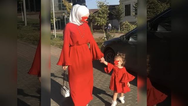 Мусульманская парная одежда./ Красивые платья мама и дочка. #muslimdress #mod #платья #парнаяодежд смотреть онлайн