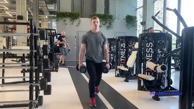 Выпады с гантелями смотреть онлайн