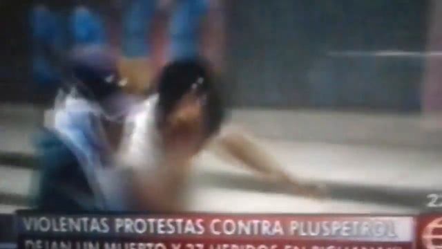 HUELGA CONTRA LA PLUS PETROL PICHANAKI смотреть онлайн