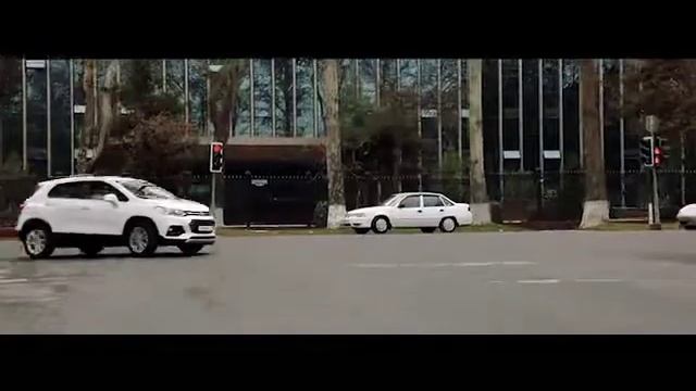 Chevrolet Tracker смотреть онлайн