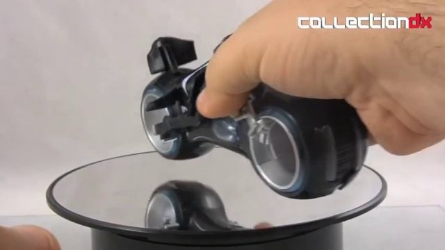 Tron Legacy Sam Flynn's Lightcycle Review - CollectionDX смотреть онлайн