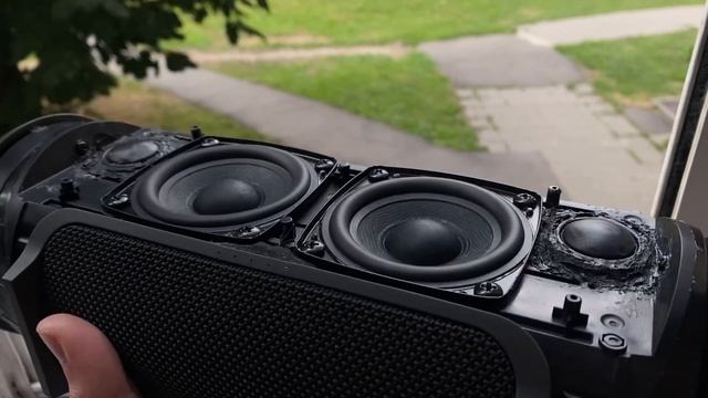 This thing is too fcking loud ?? смотреть онлайн