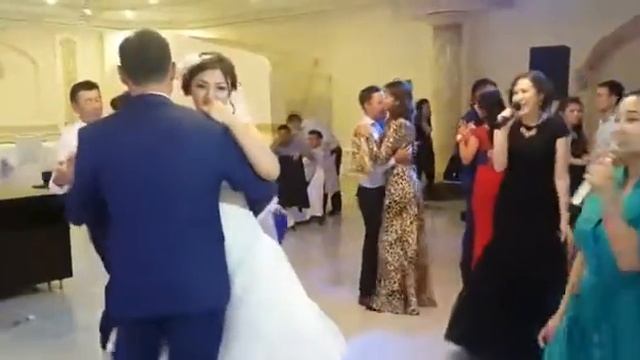 Песня от подруг невесты смотреть онлайн