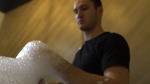 ПАРЕНИЕ ПО ТУРЕЦКИ С МЫЛЬНЫМ МАССАЖЕМ смотреть онлайн