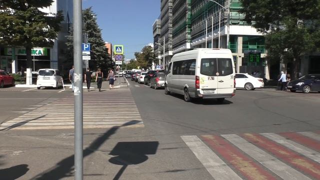 "Я занят ! Не видишь, в пробке стою !" Краснодар смотреть онлайн