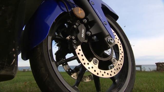 Honda Valkyrie Motorcycle Experience Road Test смотреть онлайн