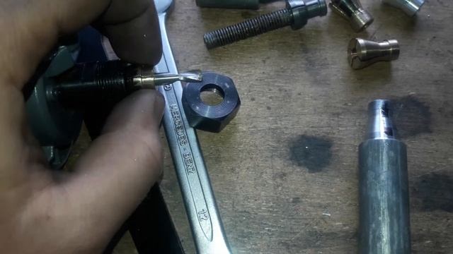 Цанги для фрезера Kraissmann 910 OFT. Ф5 / Ф3.175 / Ф2.2 смотреть онлайн