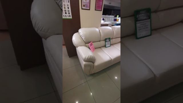 Мебельный Дом Чарли смотреть онлайн