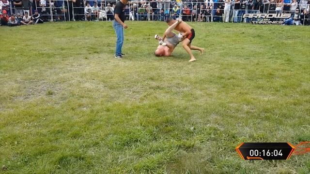 Отец Хуреша против Бойцов Без Правил смотреть онлайн