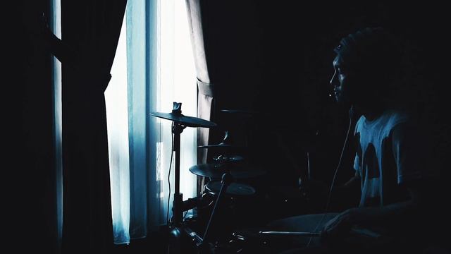 NIRVANA-SMELLS LIKE TEEN SPIRIT E-DRUM COVER смотреть онлайн