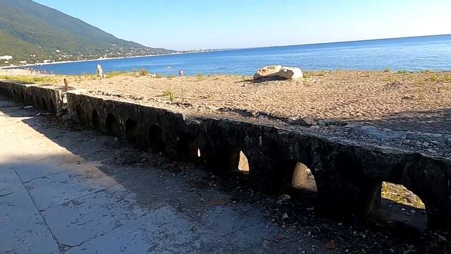 Абхазия 2020, Дача Сталина на Холодной речке. смотреть онлайн