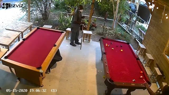 54 Paynters Court Pool Hall Game # 135 смотреть онлайн