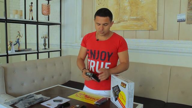 Цифровое TV RS DVB T2 HD автомобильный Т2 тюнер  Видеообзор Avtozvuk Ua