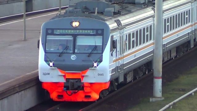 Электропоезд ЭД4М-0445 "Наше Подмосковье" смотреть онлайн