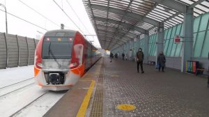 ЭС2Г "Ласточка" на станции Лужники МЦК