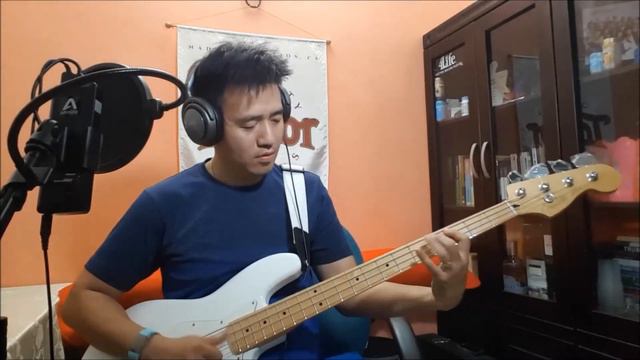 I bought this player jazz bass because of davie504 смотреть онлайн