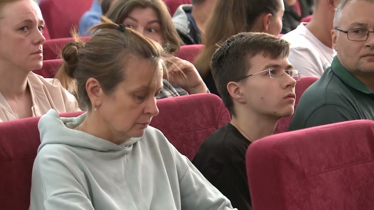 Евгений Куйвашев заверил жителей поврежденного дома в Нижнем Тагиле в оперативном оказании помощи смотреть онлайн