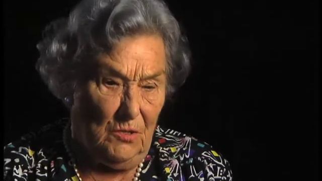 Ruth Trinks: Plünderungen zu Kriegsende 1945 смотреть онлайн