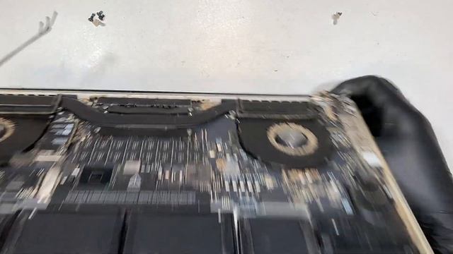 MacBook A1398 Screen Replacement 2013 2014