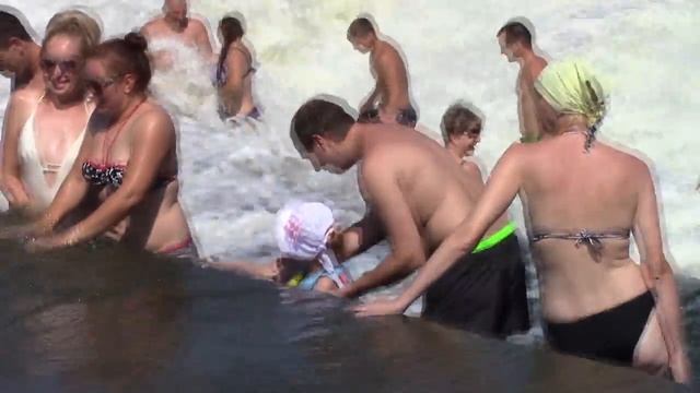 ВОДОПАДЫ! Приехали купаться и отдыхать в очень интересное место смотреть онлайн
