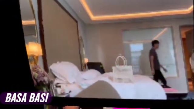 MALAM PERTAMA RICIS.. RICIS KETAGIHAN.. BIBIR TEUKU RYAN SAMPAI BENGKAK..!! смотреть онлайн