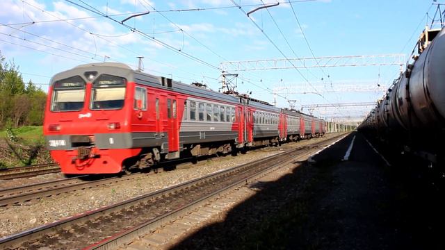 Поездка на северо-восток Удмуртии. Станция Пибаньшур. База запаса Кузьма. НОРИЛЬСКАЯ ЭЛЕКТРИЧКА! смотреть онлайн