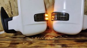 зеркала Газель бизнес с бегущим указателем поворота 2 полоски