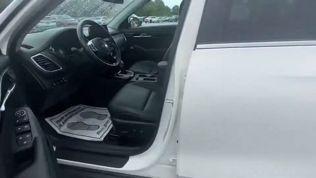 2021 Kia Seltos SX awd смотреть онлайн