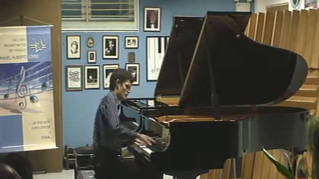 Ali Rafael Duran plays Schumann Novellette Nº 2 смотреть онлайн