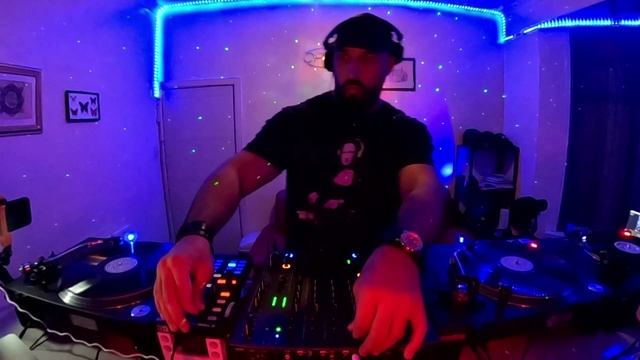 DJ Mix Tech House Vinyl Session - Breathe 269 (mixed by Renix) смотреть онлайн