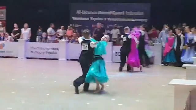 Анастасія Бабич та Юра Гливчак квік степ (Чемпіонат України 19.06.2021) смотреть онлайн