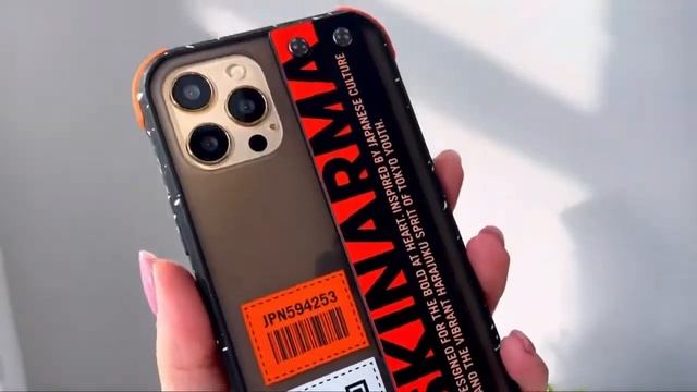 Skinarma/Dotto Series Case/чехлы для iPhone с ремешком и доп. амортизирующими вставками по углам смотреть онлайн
