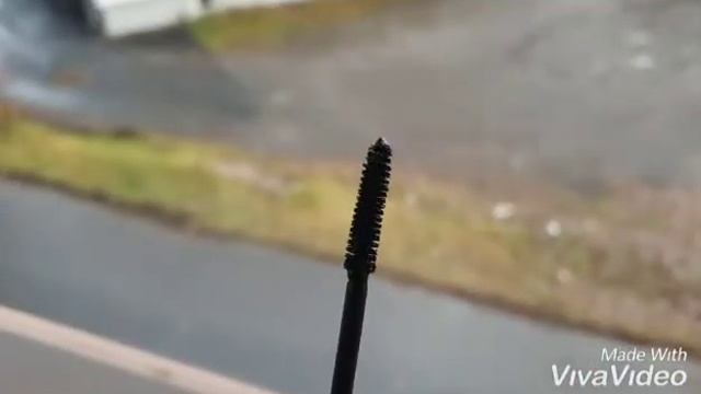 Max Factor 2000 Calorie Waterproof Mascara On Sensitive Eyes (Before+After)