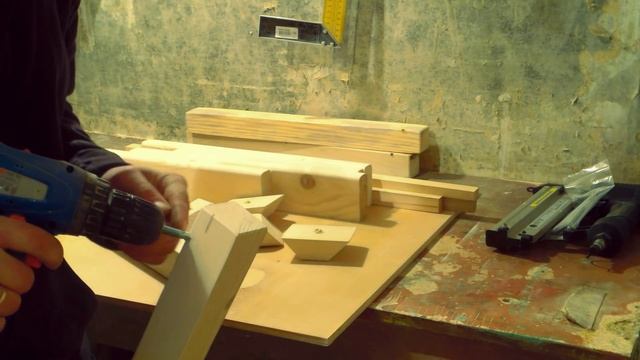 Стол своими руками, Handmade table смотреть онлайн