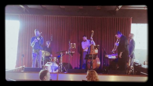 The Pleaserock Horns - Flamenco Sketches (Davis) смотреть онлайн