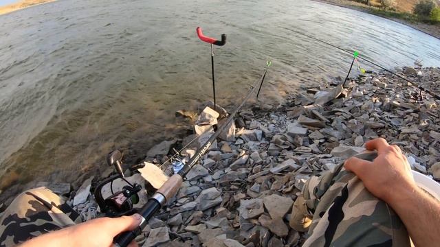 Рыбалка на фидер. Кенгирское водохранилище. смотреть онлайн