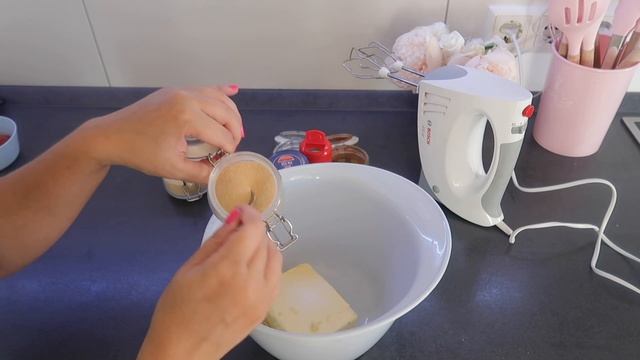 VLOG?? Одри Пошла в Первый Класс? Первый Звонок в Германии? Принимаю Гостей смотреть онлайн