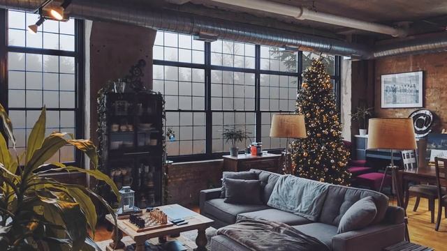 Сильный дождь бьет по подоконнику уютной квартиры - asmr - атмосфера туманного леса смотреть онлайн