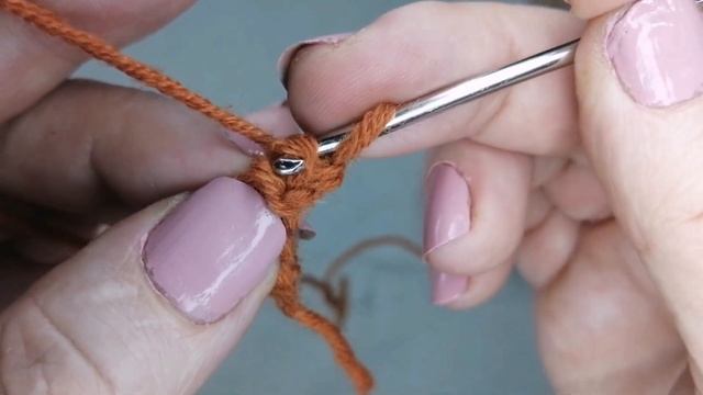 Вяжем шнур-гусеницу. смотреть онлайн