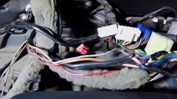 Демонтаж автосигнализации Scher-Khan